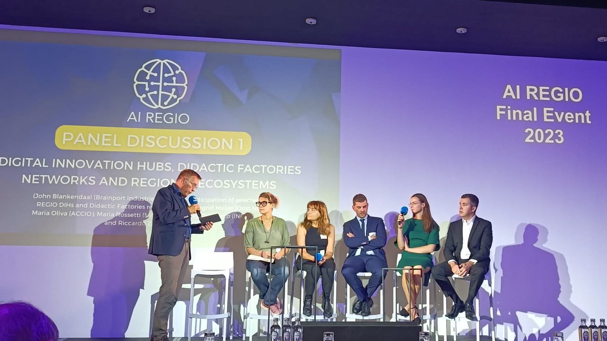 ai_regio's tweet photo. What a busy morning! 🤩
The morning session finished with the panel session moderated by J. Blankendaal from @Brainport_Ind together with representatives of the #DIH s & Didactic factories within #AIREGIO.
#AIREGIOfinalevent https://t.co/WUWy0ZQEzn