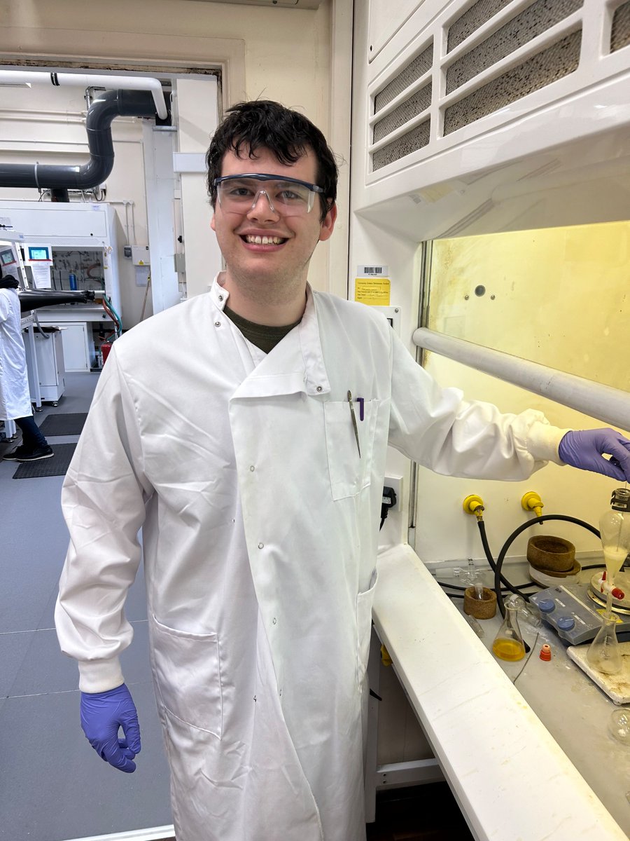 A bit late but a hearty welcome to Ben who has joined the group from the SBM CDT program for his DPhil in iron catalysis. Excited to see all that you accomplish over the next 3 years!