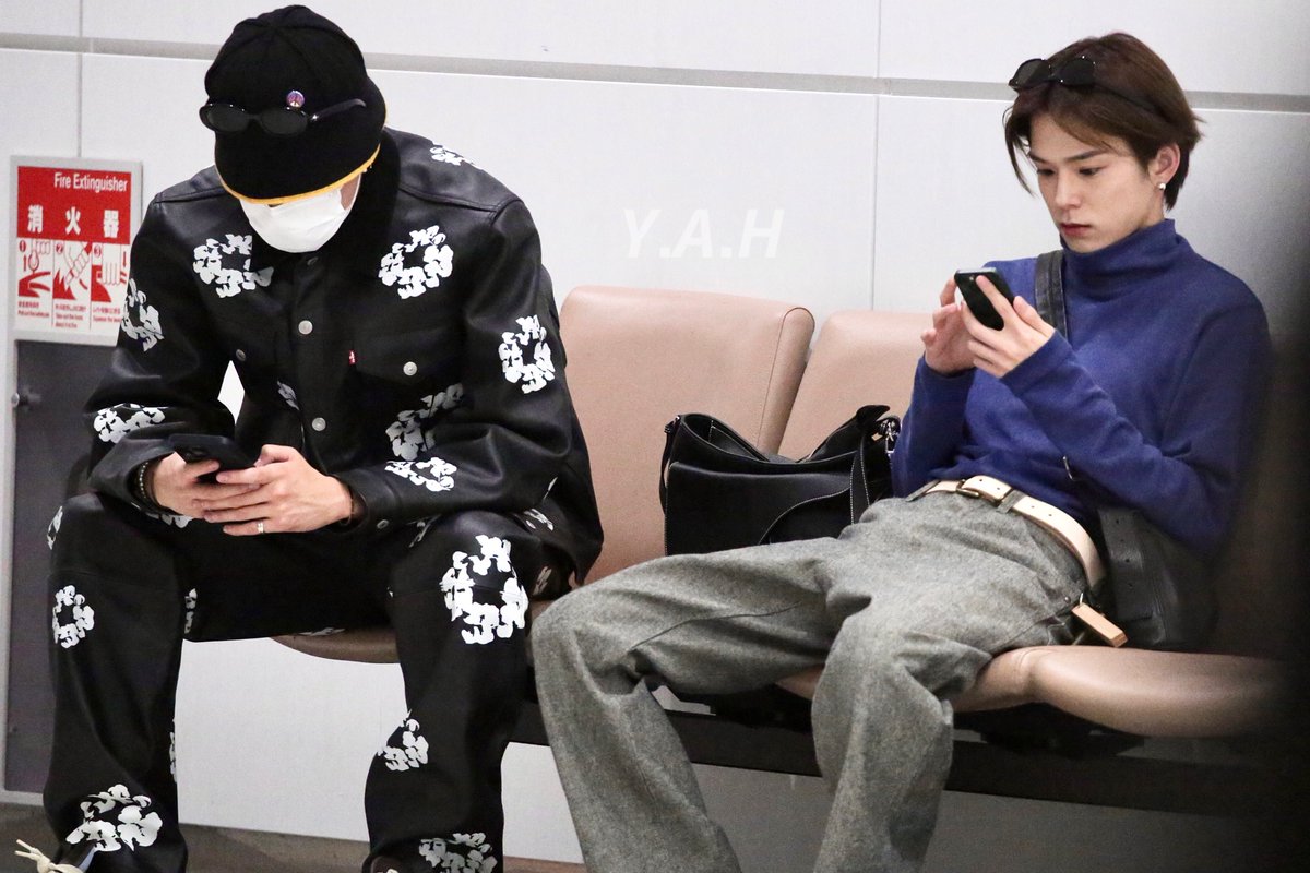 yah_jpm's tweet image. 도착했다잉~✨🛬🌠