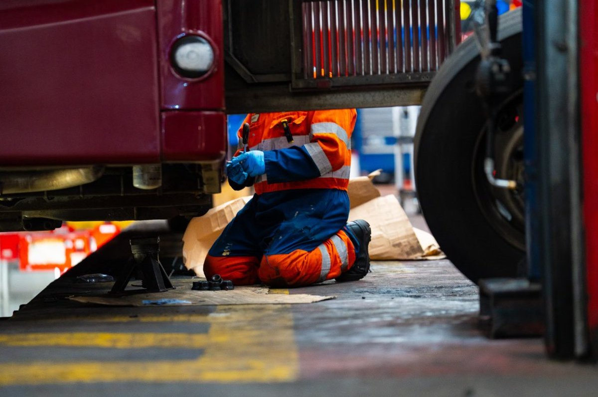 We’re looking for a Rota Shift Mechanic to join our busy Engineering Department in one of our city garages!

💷£20.46 - £30.69 per hour
📅Deadline – Friday 6 October

Find out more and apply now👉 ow.ly/7Xv750PQ5j2