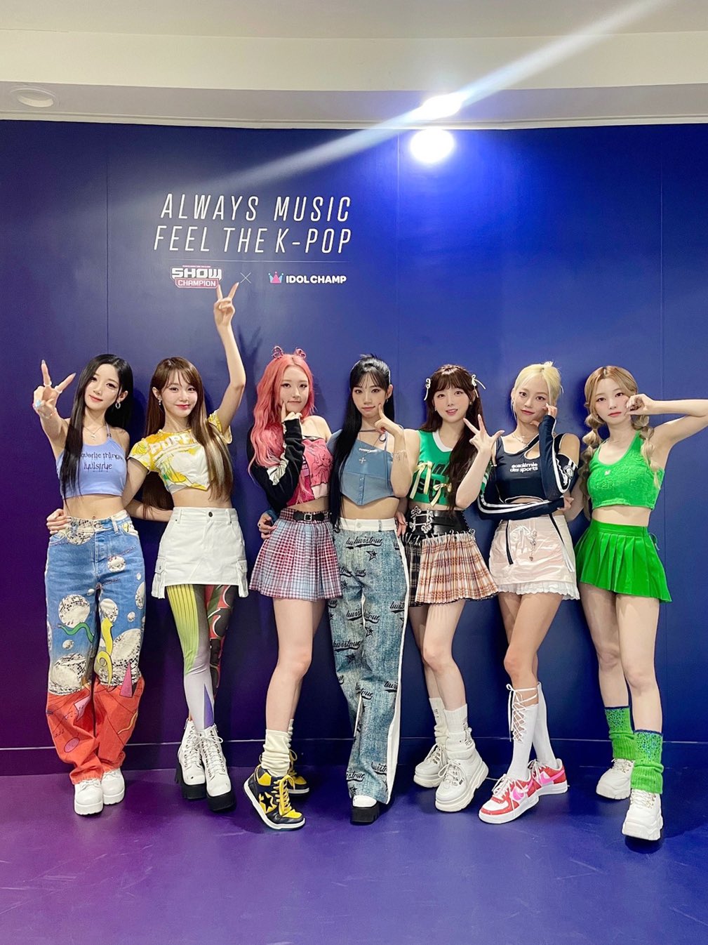 F7Bw817aYAExEv3?format=jpg&name=large