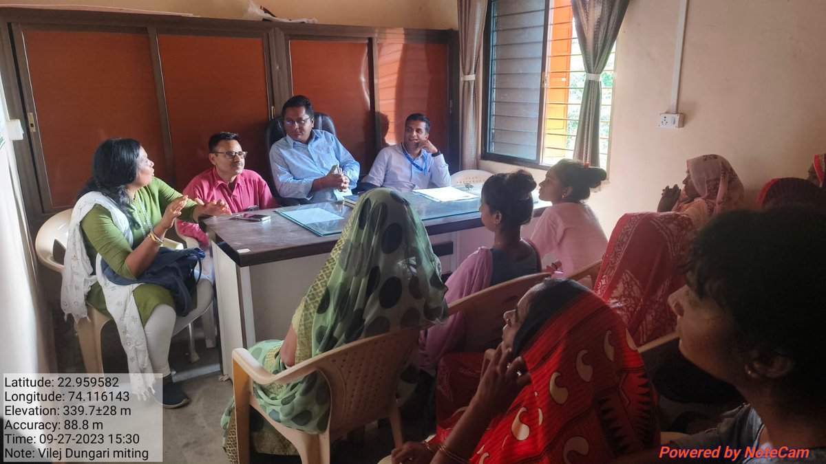 Interacted with the beneficiaries of  IHHL in Dungri Gram Panchayat and instructed them for the early completion of toilets.
Met with the members of SHG groups and encouraged them for their active participation various activities.