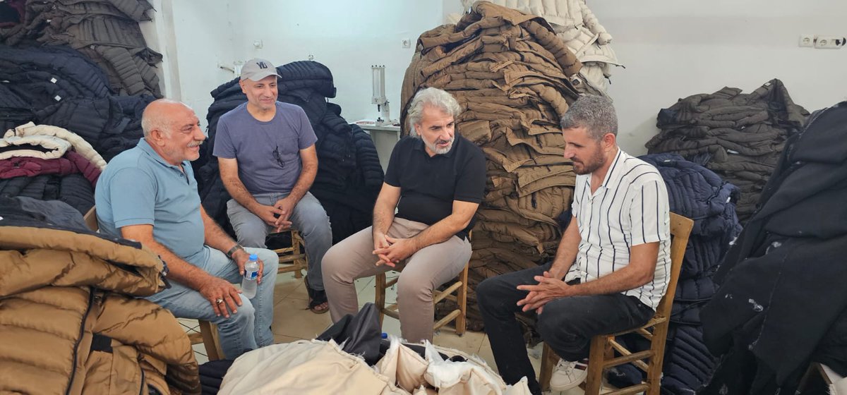 İlçemizde tekstil alanında faaliyet gösteren Koza Tekstili ziyaret ederek Mehmet Dursun ve Orhan Kaya ile hoş sohbette bulunduk.