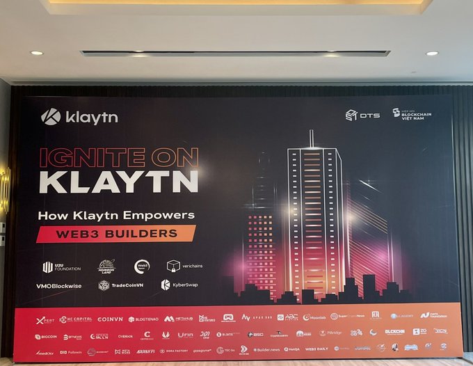 HorizonLandMeta's tweet photo. 🥳 It's truly amazing that Horizon Land has the opportunity to support and partner strategically with @klaytn_official and @Klaytn_VN in this event. 

🔥 Congratulations to Klaytn for hosting such a meaningful and successful event that not only brings value to the community but also contributes to the blockchain industry as a whole!
#event #web3 #blockchain #strategicpartner #klaytn #horizonland
