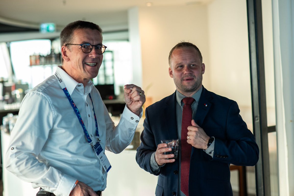 dzs_cz's tweet photo. 📣V Rotterdamu začal veletrh a konference #EAIE2023, největší evropská událost v oblasti internacionalizace VŠ vzdělávání.
Společně s českými univerzitami reprezentujeme Česko na národním stánku #StudyInCzechia. 🇨🇿 🌎
ℹ️Více na webu 👉 https://t.co/1ktBSYxm43 https://t.co/eRq1yzEwkV