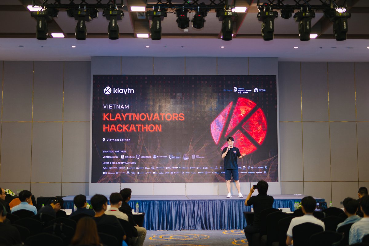 Horizon Land (@horizonlandmeta) on Twitter photo 🥳 It's truly amazing that Horizon Land has the opportunity to support and partner strategically with @klaytn_official and <a href="/Klaytn_VN/">Klaytn Vietnam (now Kaia Vietnam)</a> in this event.
🔥 Congratulations to Klaytn for hosting such a meaningful and successful event that not only brings value to the community but 🥳 It's truly amazing that Horizon Land has the opportunity to support and partner strategically with @klaytn_official and <a href="/Klaytn_VN/">Klaytn Vietnam (now Kaia Vietnam)</a> in this event.
🔥 Congratulations to Klaytn for hosting such a meaningful and successful event that not only brings value to the community but