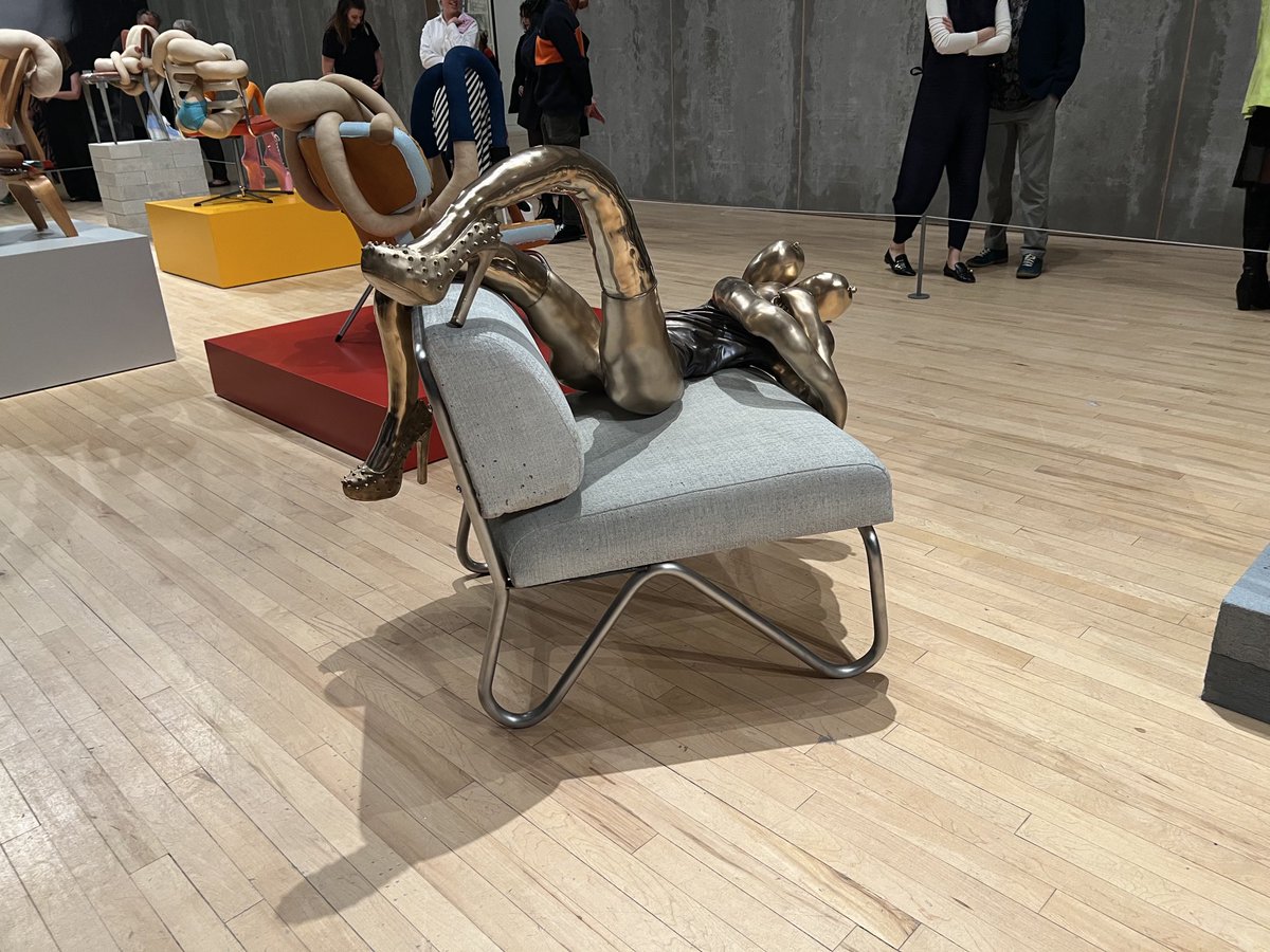 JamesCahill's tweet photo. Unclassical attitudes — Sarah Lucas #HappyGas ⁦@Tate⁩ Britain https://t.co/HgtzPTgIbK