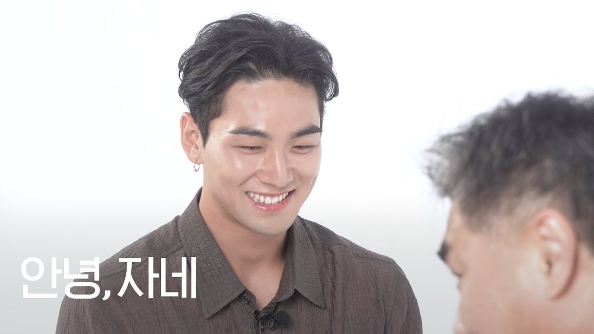 [긴급 공지]
오늘 8시 업로드 예정이었던 안녕자네 백호 편이 로딩 오류로 인해 8시 20분에 업로드 될 예정입니다. 업로드 시간이 지체되어 죄송합니다🥲 곧 공개될 예정이니 조금만 기다려주세요 감사합니다