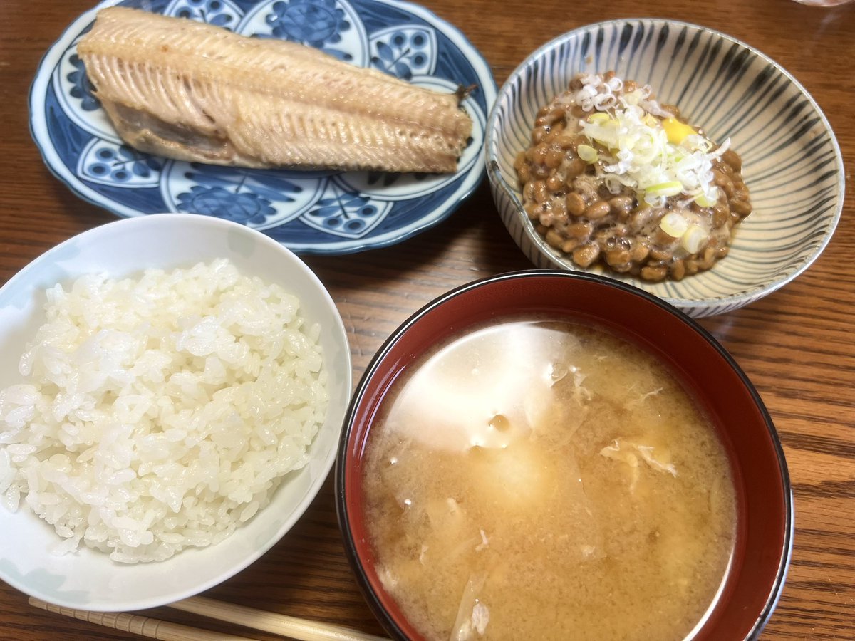【今日の進捗】
やっとエンジンかかって来た!✨
1回休むとこれだから困る〜💦
他人が見て解読出来るネームまであと少し!!
明日も早起きして集中しまーーす!!✊

今日は可愛い屋さん休業日w 