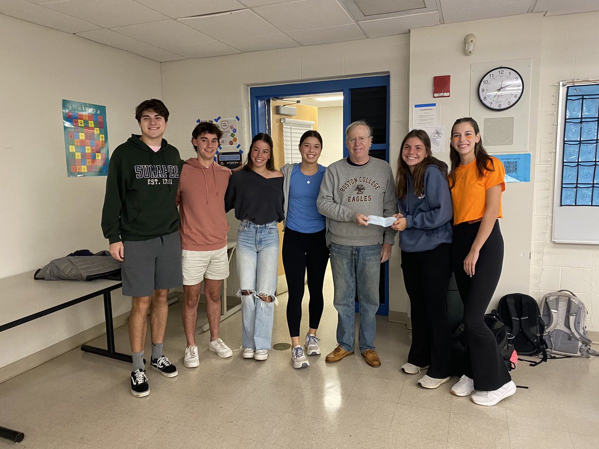 Thank you, Russ from @MedfieldMemo for coming to our meeting today! We had a blast helping out at Medfield Day!
