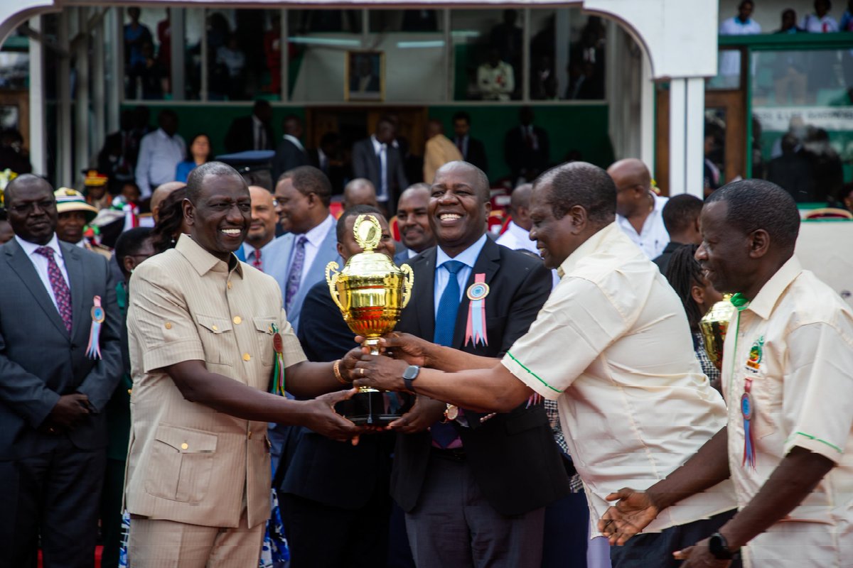 kenya_afa's tweet photo. Agriculture and Food Authority Board Chairman, Hon. Cornelly Serem, today  received  a trophy award presented by H.E. President William Ruto during the official opening of the Nairobi International Trade Fair.

The Authority won the Best Agricultural Based Statutory Board Stand. https://t.co/aTdM4KnQFh