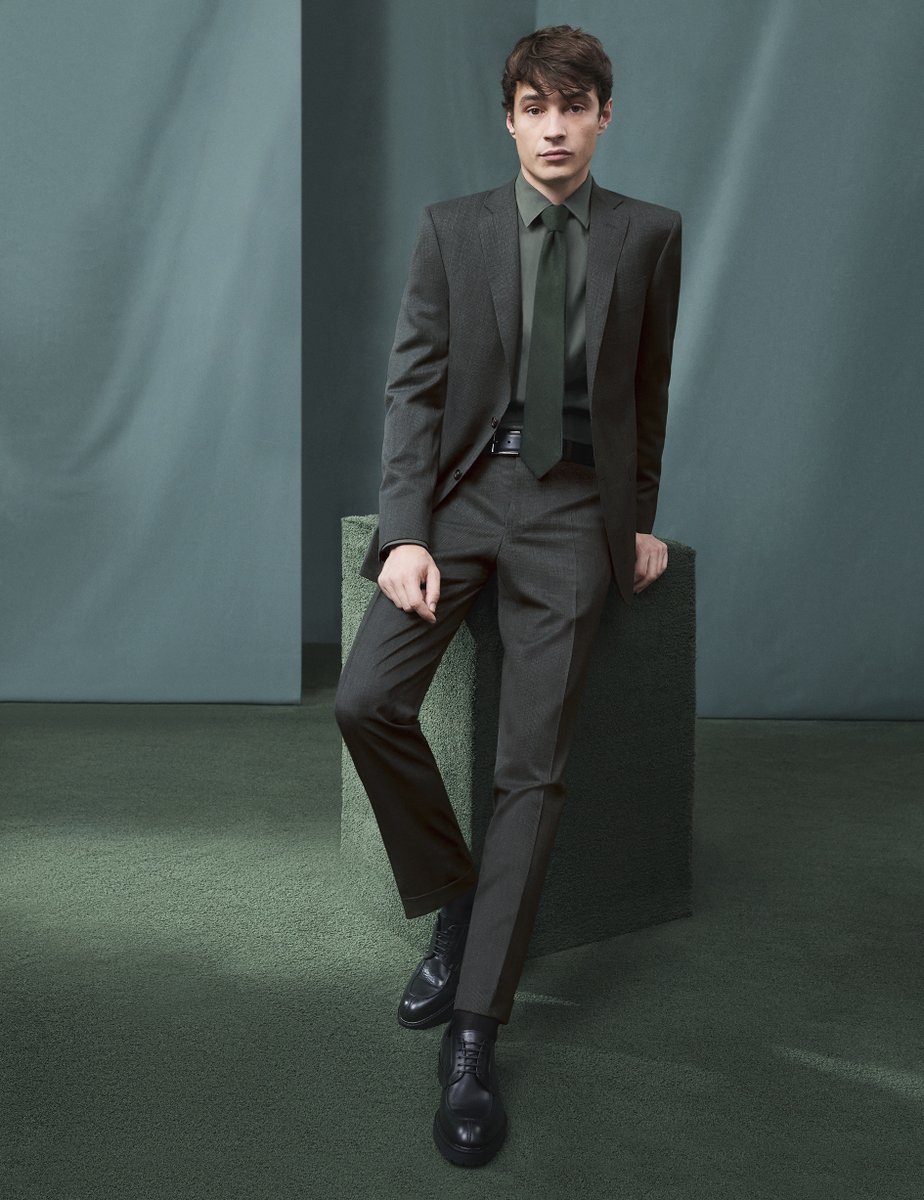 The ultimate expression of sartorial
care, Me by Canali suits are born from
a deep dedication to the Made in Italy
tradition.

Discover more: bit.ly/MeByCanaliX

#Canali1934 #MeByCanali #InnerBeauty #MadeinItaly #MadetoMeasure