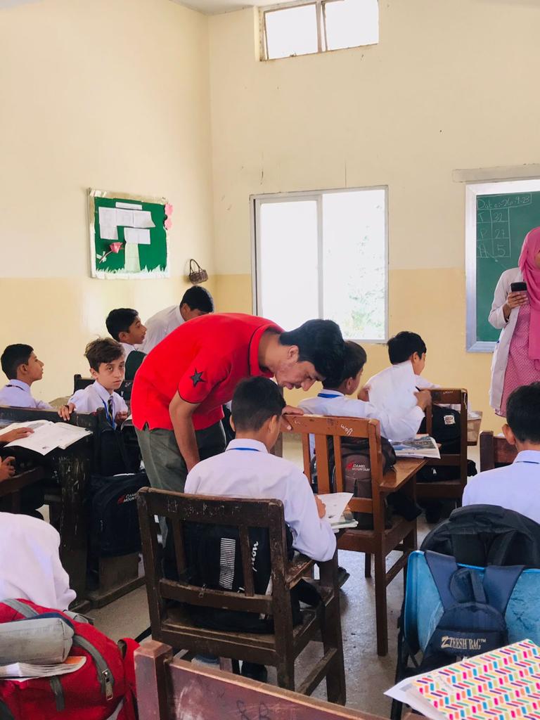 VJsmu's tweet photo. VFAHT-JSMU held the Hand Hygiene and Typhoid Campaign at FG Boys School on 26th September.  The audience was 6th-grade students and they learned about these topics with great enthusiasm! https://t.co/KS12pFbZtg