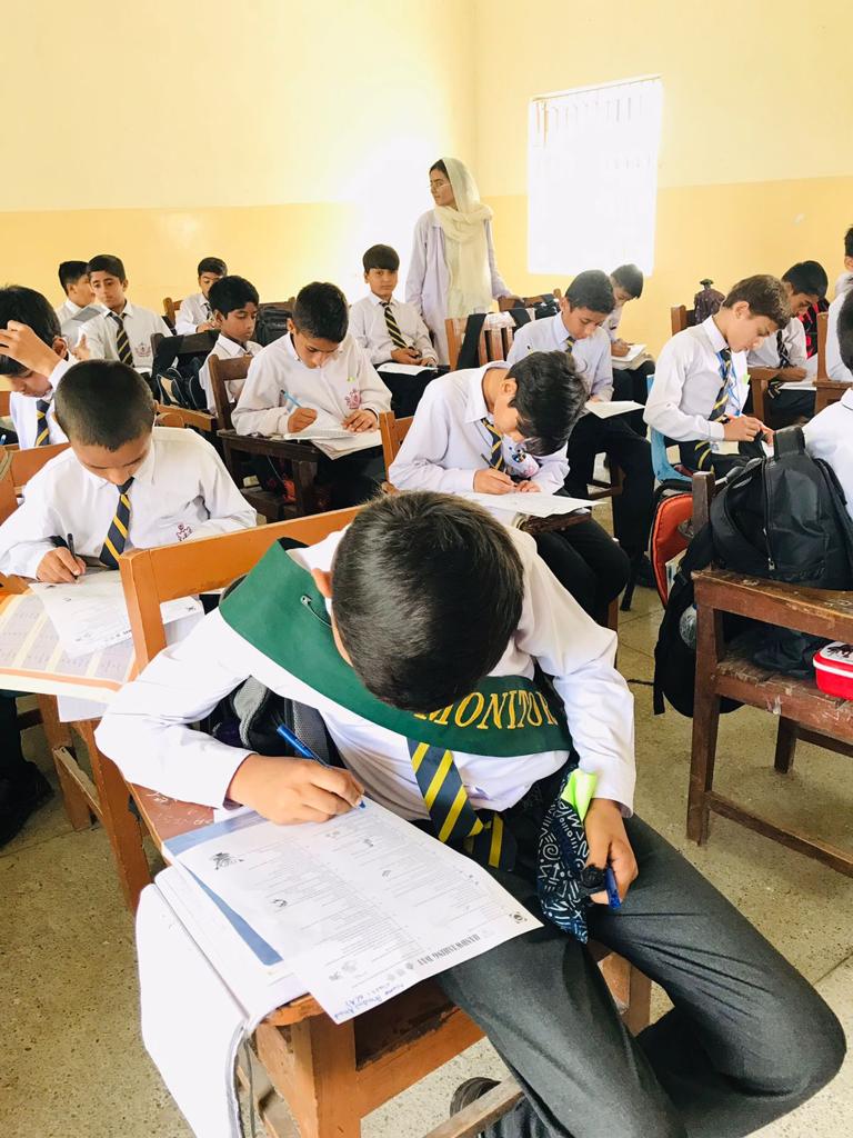 VJsmu's tweet photo. This campaign fused learning with fun, and left students with a lasting impression of the importance of clean hands and vigilant defense against typhoid.   The campaign was organized by Kanza Farhan, Aiman Sadiq, and her team Malaria and Dengue. https://t.co/xgLNpImHee