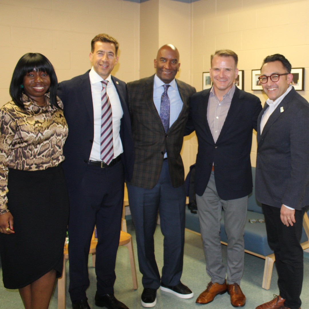 ChicagoBarAssoc's tweet photo. Great session last night of Law at the Library: Know Your Rights - Books Bans and the Law, with Sec. of State Alexi Giannoulias and Chicago Public Library Commissioner Brown. Judge Robert Harris moderated on the damaging effects of book bans and new Illinois legislation.#CBA150 https://t.co/EO8Hc7XwsA