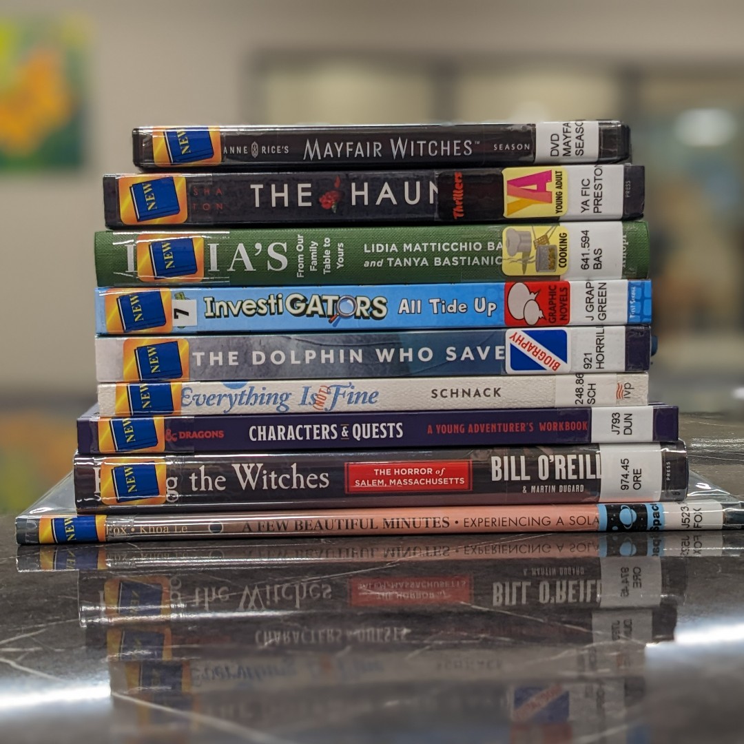 Tuesday flew by and Maria ran out of time to post #NewBookTuesday, so you get it today!  #PinkyPromiseMariaDidn'tForget #JustNotEnoughHoursInTheDay ow.ly/rtav50FKAtk