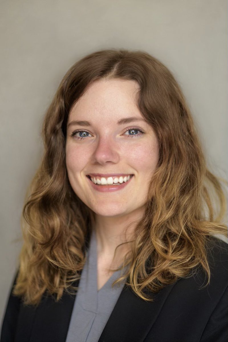 _RileyStearns's tweet photo. After lots of dallying, I’m here to say hello #MedTwitter!

I’m Riley and I just applied #Physiatry in #Match2024 

I’m interested in SCI, cognitive rehab, US &amp; general rehab🦿

Catch me foraging🏔️🫐, writing🎭, watching movies, or stressing about closing tabs

Break a leg folks! https://t.co/P1LI5fo0aP