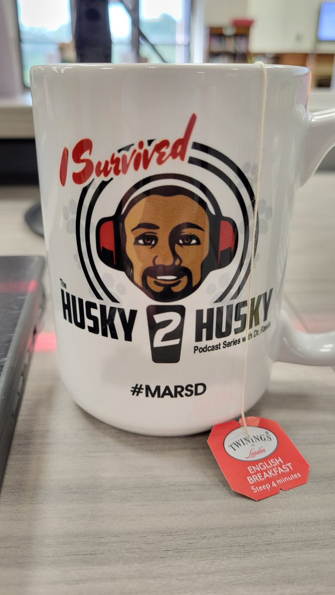 z_gross's tweet photo. Finally got my new office mug! @ElfordRawlsDill https://t.co/QxfGYSFbX6