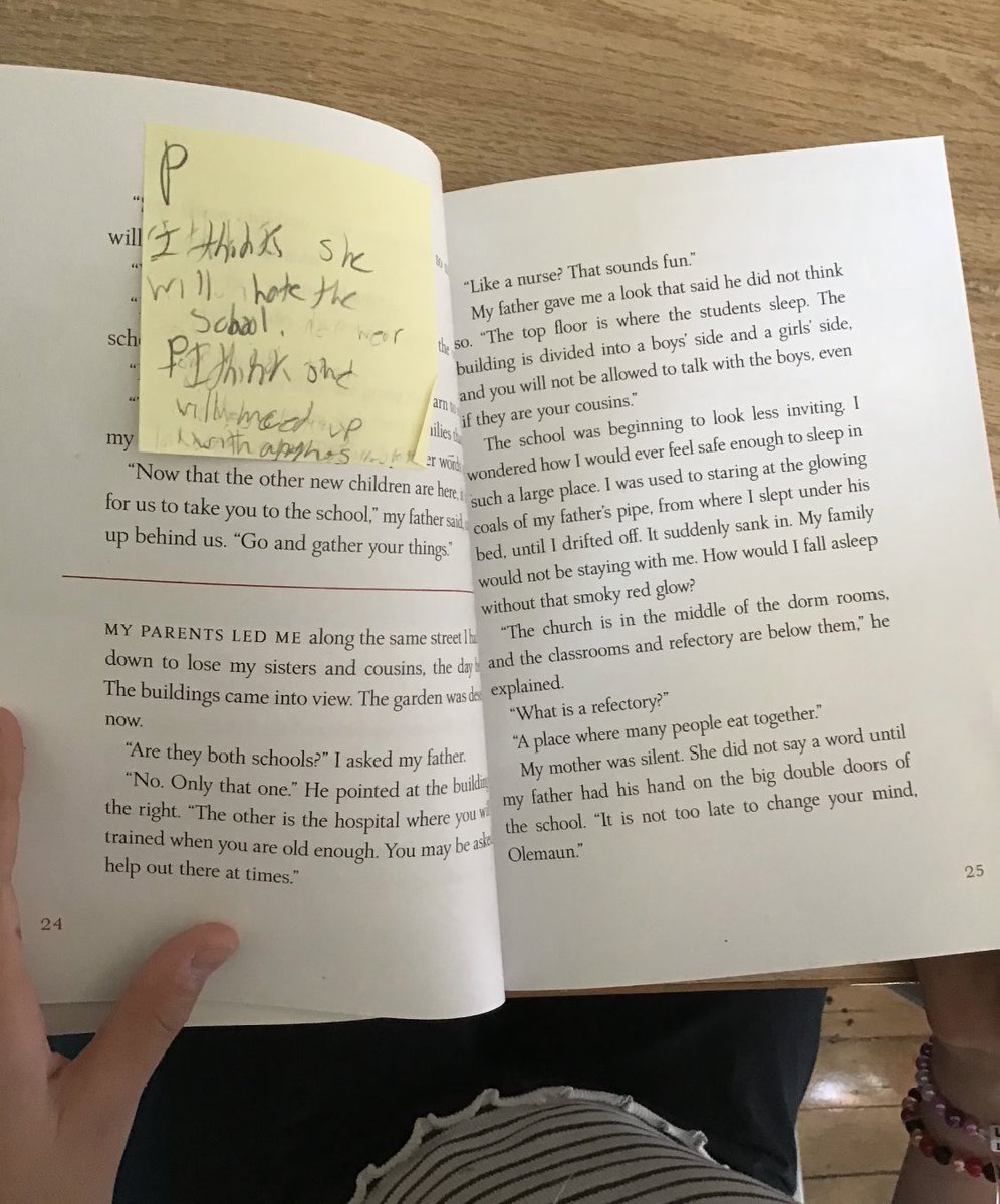 LogsInTO's tweet photo. Grade 4/5 Ss coding the text. Learning and connecting to our past. #TruthAndReconciliation #fattylegsreadaloud @RunnymedePS https://t.co/yEtJT2SzDx