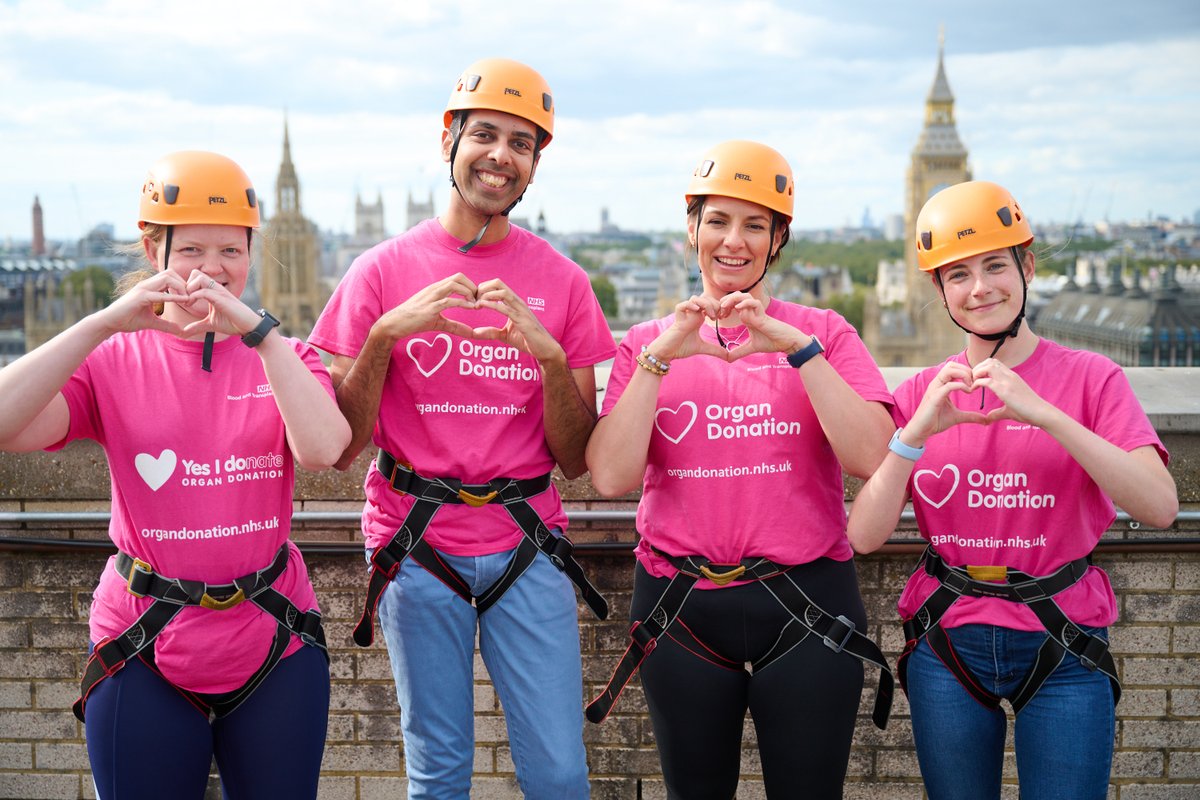 GSTTnhs's tweet photo. A big well done, and even bigger thank you, to everyone who braved the 160ft abseil for @GuysCancerC , @EvelinaLondon and @GSTTCharity this weekend. 👏

(Thanks also to Franklin, our 4 legged volunteer.🐶) https://t.co/rc7v1g2ou8