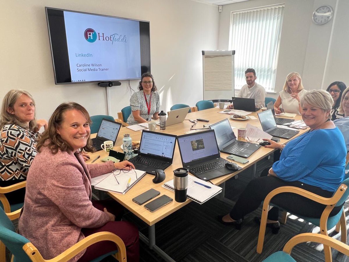 I’m still here but more on LinkedIn these days! 

Here I am yesterday delivering a LinedIn business profile overhaul 

#socialmediatraining
#linkedIntraining