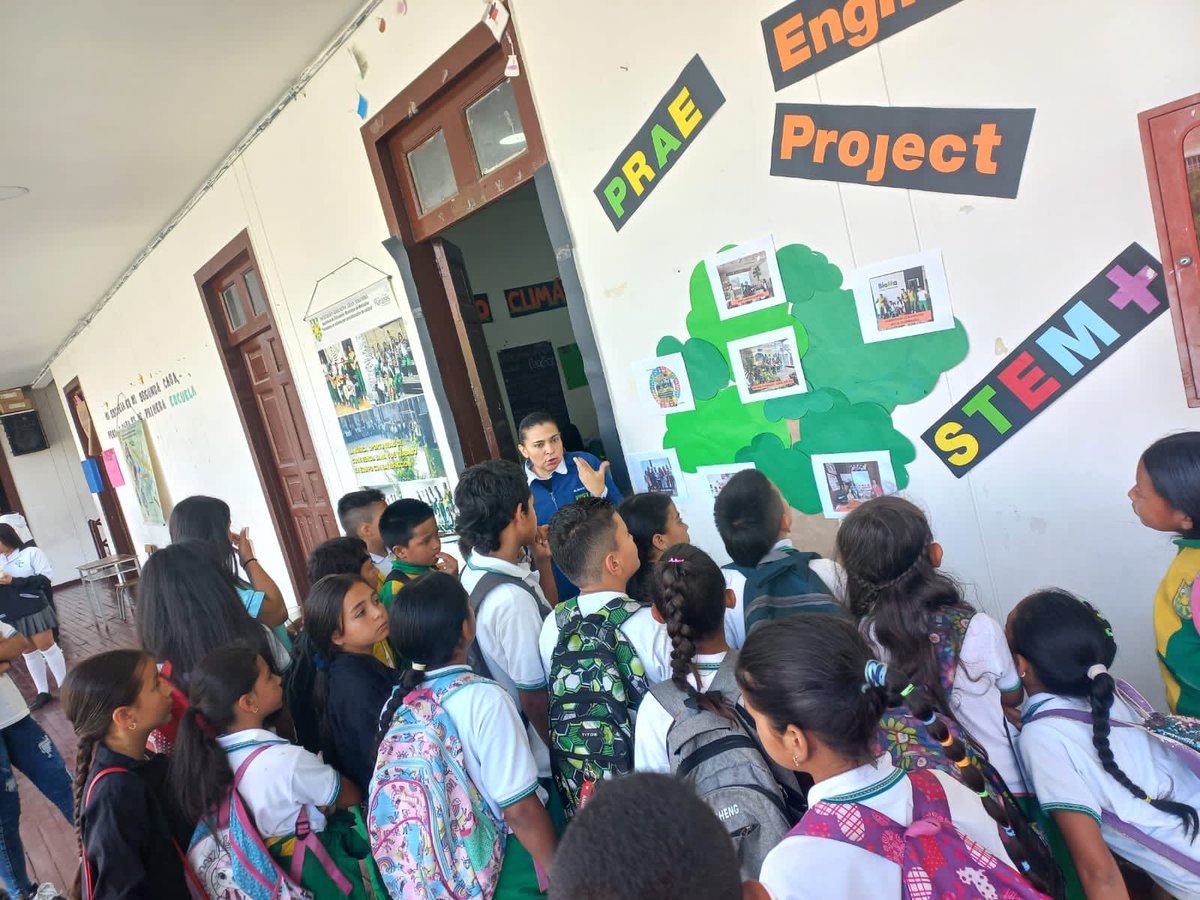 luisadelapavam's tweet photo. PRAE en la feria CTI, STEM+ y PPCCS en la #IEGranColombiaManizales el pasado 20-09-2023 @leonidaslopezm @leonida84301474 @SecEducacionMz @elipacheca @RosaMatallana https://t.co/EFoOabwhry