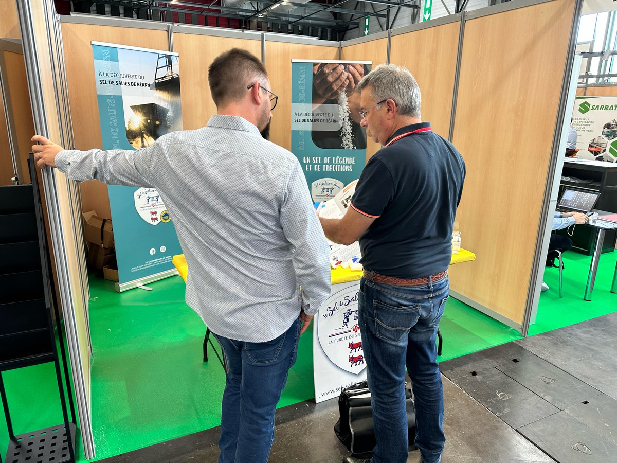 Le salon a fermé ses portes. Nous vous attendons demain à partir de 9h 😉