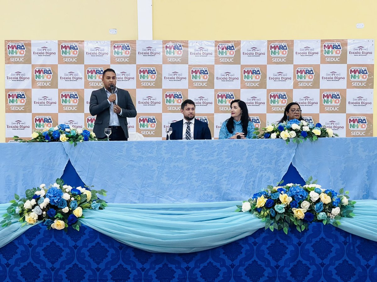 EmanuelDennerSR's tweet photo. Honrado em participar d I Seminário Mais Integral, realizado n manhã d hoje (27), n Centro Educa Mais Almirante Tamandaré.
Feliz d continuidade desse importante Prog d fortalecimento d Regime d Colaboração Estado/Municípios.
Plantamos uma semente e os frutos começam a surgir 💪🥳 https://t.co/Njl6x1kybg
