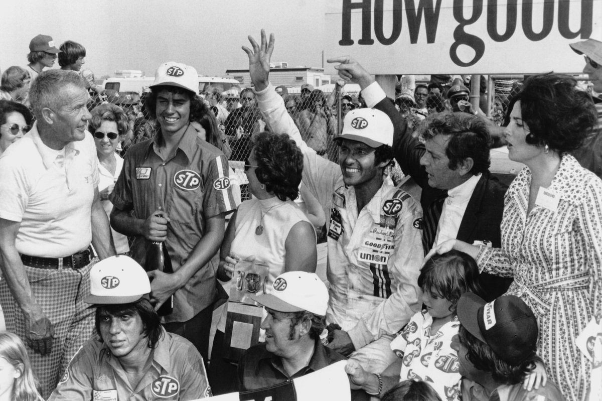 LEGACYMotorClub's tweet photo. Daydreaming of recreating this 43 Talladega win this weekend 💭 (Circa 1974) https://t.co/7HteVNMS6C