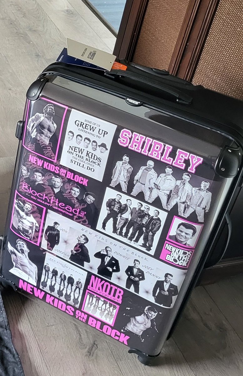 DutchBlockhead's tweet image. Let's pack for #NKOTBCRUISE2023 @DonnieWahlberg #LFG!! #DutchiesAreComing🇳🇱✈️🛳♾️🤖🫶