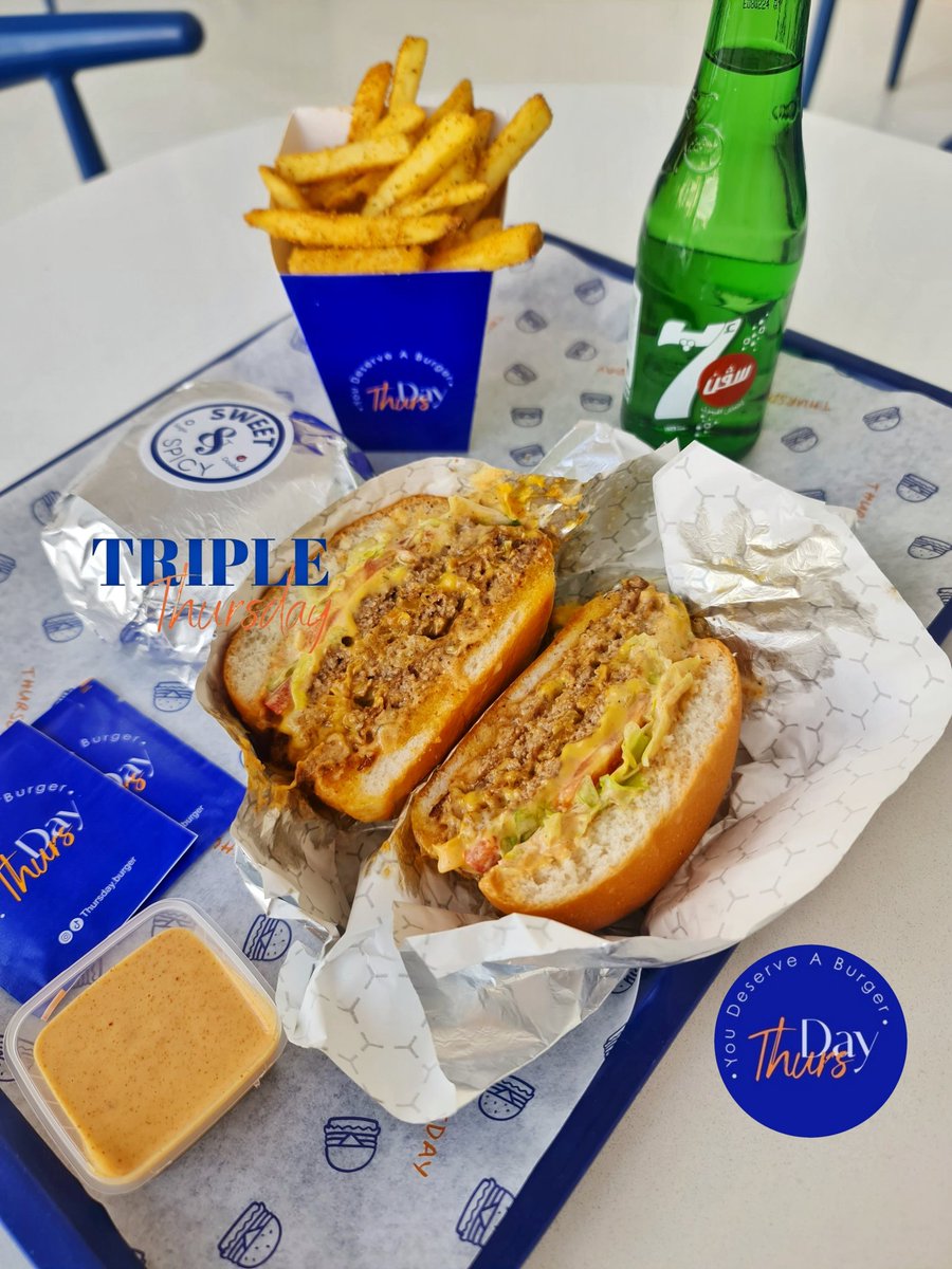 Lammah_rest0's tweet photo. ثيرزداي برجر 🍔 @thursday_burger

📌 من سحابي إلى أول فرع الصحافة 💚
https://t.co/z6P9ZTeNHH

من ألذ مطاعم البرجر 😋🔥 يقدمون نوعين (ثيرزداي برجر ، سويت &amp; سبايسي برجر) وإختيارك عادي ودبل ، تريبل

منزلين منتج جديد بطاطس ثيرزداي 🍟 مجموعة من الصوصات والجبن مع بطاطس ثيرزداي الرررهيب https://t.co/VVcBoAovRr