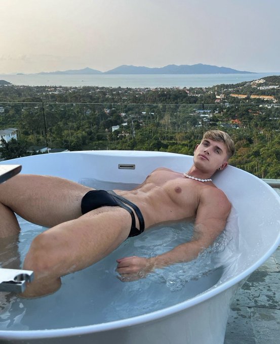 You hopp in? 😜 @SHOPjjmalibu https://t.co/wC5qNamwDt<a class="tags" target="_blank" title="On Twitter" href="/?out=eyJ0eXAiOiJKV1QiLCJhbGciOiJIUzUxMiJ9.eyJpYXQiOjE3MTgyODUyODQsImlzcyI6InR3cG9ybnN0YXJzLmNvbSIsIm5iZiI6MTcxODI4NTI4NCwiZXhwIjoxNzQ5ODIxMjg0LCJyZWRpcmVjdF91cmwiOiJodHRwczovL3R3aXR0ZXIuY29tL1NIT1Bqam1hbGlidSJ9.CtfidUvpn2_kEt9ZmVX0kCMUsExh_kU82GW-wduoRVvwGIedhEbnWyZXmjuU8qIIsOLvtBepsBUEfWWFkWTiEQ">@SHOPjjmalibu</a>