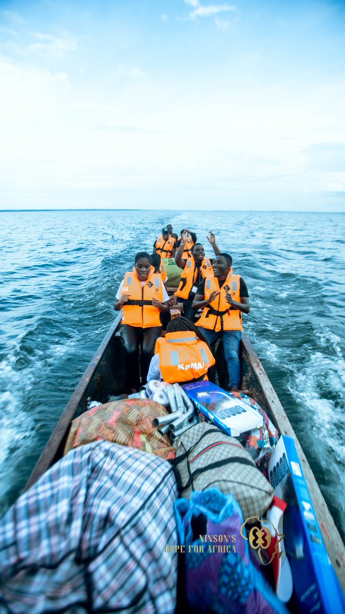 nhfa_foundation's tweet photo. DAY ONE

Embarking on a journey of hope with NHFA to a town known as Addaekrom around Afram Plains in the Eastern Region of Ghana was nothing but fulfilling; every emotion was involved from ecstatic to happy to sad to the satisfaction of arriving at our destination!🌲🌿

#NHFA https://t.co/PzwlOdZkXo