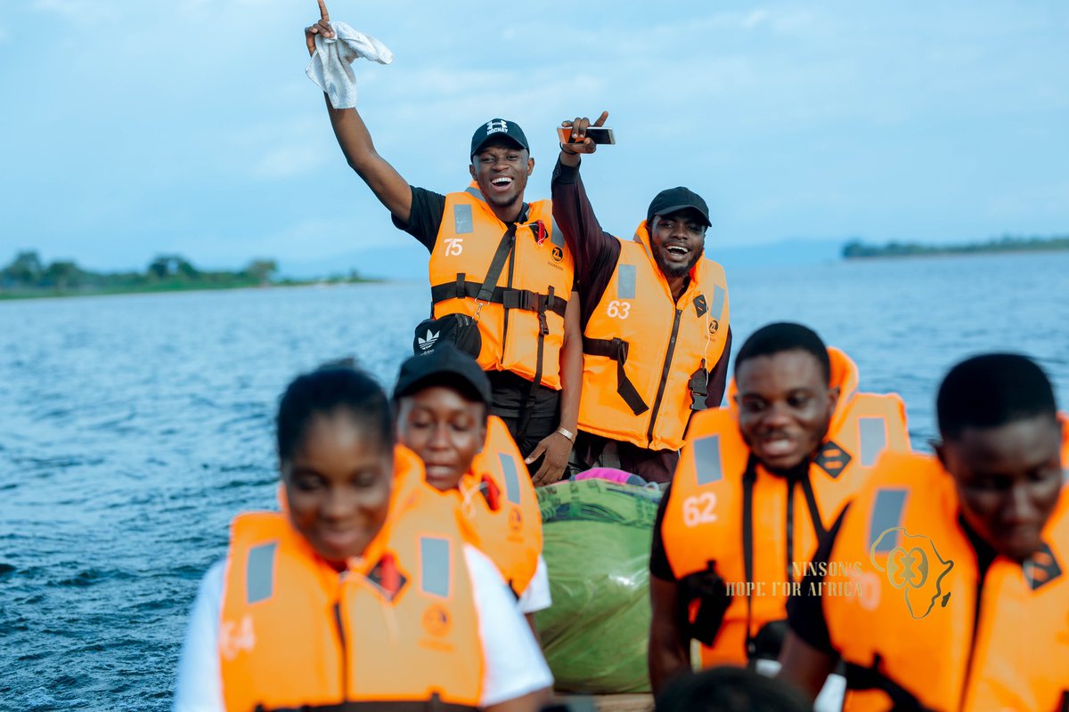 nhfa_foundation's tweet photo. DAY ONE

Embarking on a journey of hope with NHFA to a town known as Addaekrom around Afram Plains in the Eastern Region of Ghana was nothing but fulfilling; every emotion was involved from ecstatic to happy to sad to the satisfaction of arriving at our destination!🌲🌿

#NHFA https://t.co/PzwlOdZkXo
