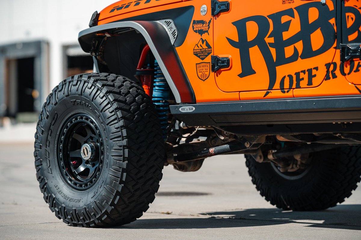 RebelOffRoad's tweet photo. If you’re in the market for Step Sliders from Rock Slide Engineering, you need to come some see us at the Off Road Expo this weekend at the Pomona Fairplex (9-5pm). We’ll have killer show specials on JK/JL/JT models. #offroadexpo #socal #jeep https://t.co/LWYC3zyp7R