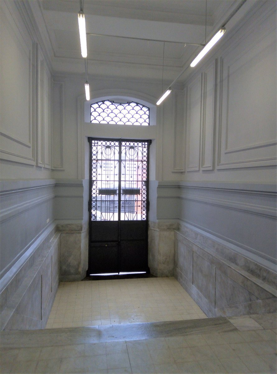 SebaSanguinetti's tweet photo. El “salón gremial” del IAVA fue restaurado y ahora luce como siempre debió ser, un lugar digno a la altura del histórico edificio. https://t.co/K0DTOaJP0h