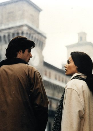 bubisanatcom's tweet photo. "Çok hızlı gidiyoruz, ruhlarımız geride kalıyor."

Al di là delle nuvole, Michelangelo Antonioni (1995) https://t.co/o8hH4AGCLA