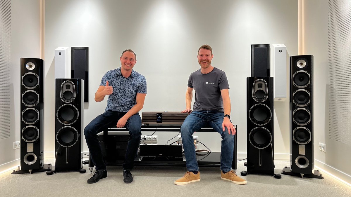 Witam! Ed is currently in beautiful Poland visiting Audio Center Poland and our retail partners Audio Park.