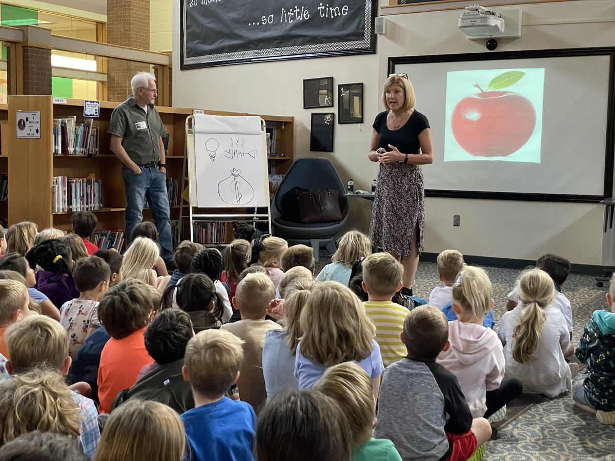 Mrs. Towle tweet media