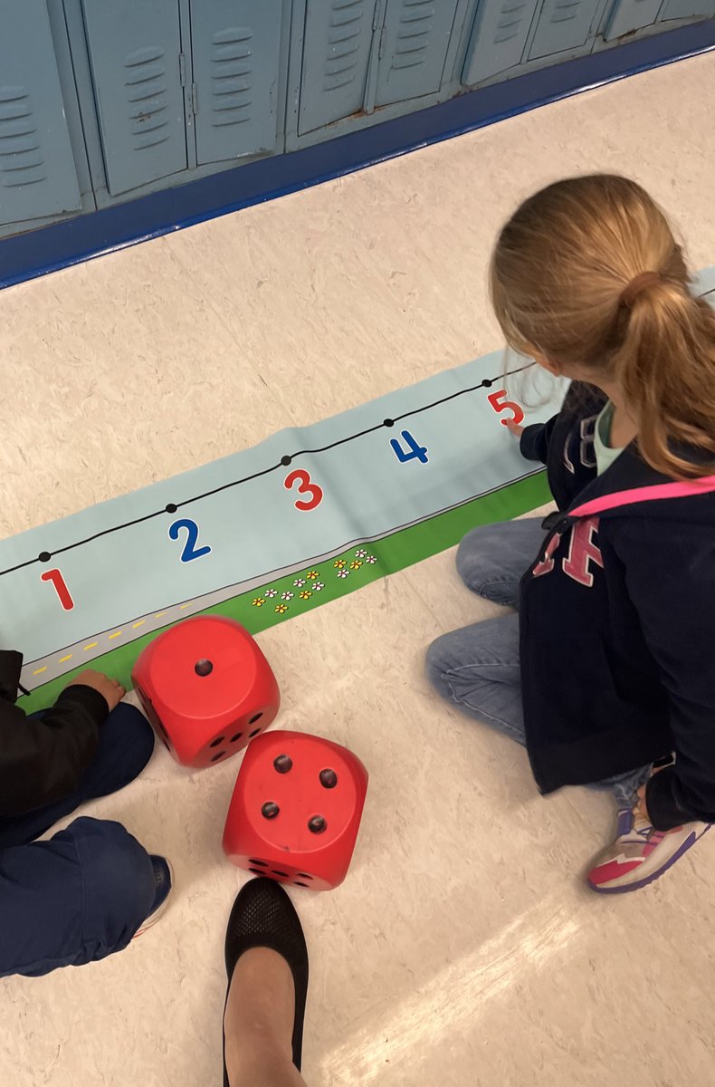 anne_teaches's tweet photo. Today I introduced @iReady Mathematical Habit# 5 to help my students choose the right tool for the job ! @brainingcamp #makingmathmagical https://t.co/jSV9A5v725
