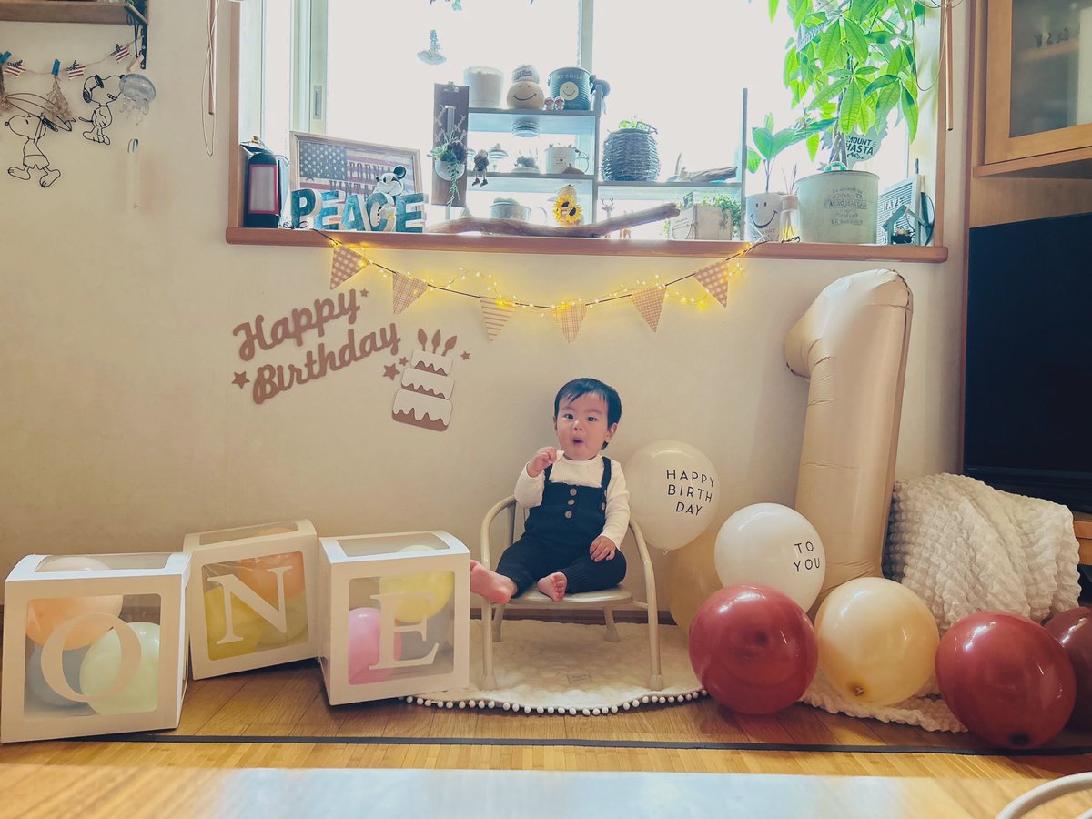 mk91601's tweet photo. 葵斗お誕生日おめでとう👏🏻🎂
本日、無事1歳のお誕生日を迎えました⸜ 🌼 ⸝
.
1年間で色んなことができるようになったね👀.′.′
毎日成長する葵斗の姿を近くでみることができてとっても幸せだよ🧡
これからも1番近くで成長を見守ってるよ🕊

葵斗にとって笑顔溢れる素敵な1年になりますように🍀 ̖́- https://t.co/QI4Cz2WPR5