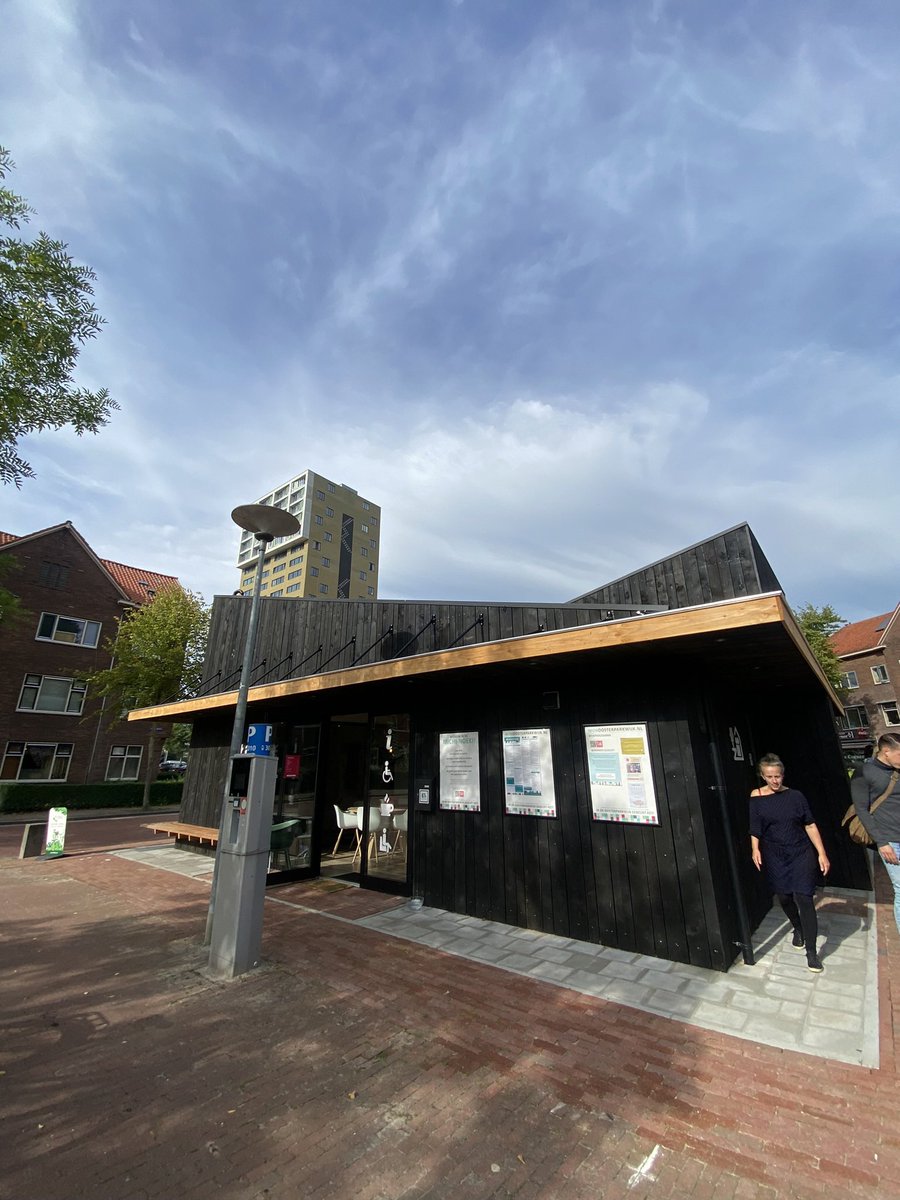 Daarnaast ook een kijkje genomen bij de nieuwe Michi Noeki in de Oosterparkwijk! 

Kom hier langs om een kop koffie te drinken voor een euro, gratis naar het toilet te gaan, je telefoon op te laden en vooral: even uit te rusten. 

Wanneer gaan we pannenkoeken bakken? <a href="/JaltdeHaan/">Jalt de Haan</a>