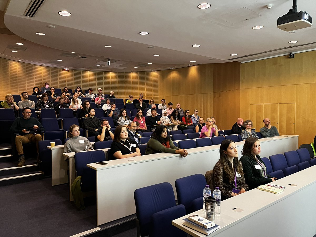 MychelMorais1's tweet photo. Yesterday we had our CMBRM &amp; WCCMR Autumn Symposium! What a day! Our awesome PGRs and PDRAs presented their incredible research, we heard enlightening talks from external speakers, and learnt about opportunities and support from our facility staff and ResDev! https://t.co/6wFNteZk2N