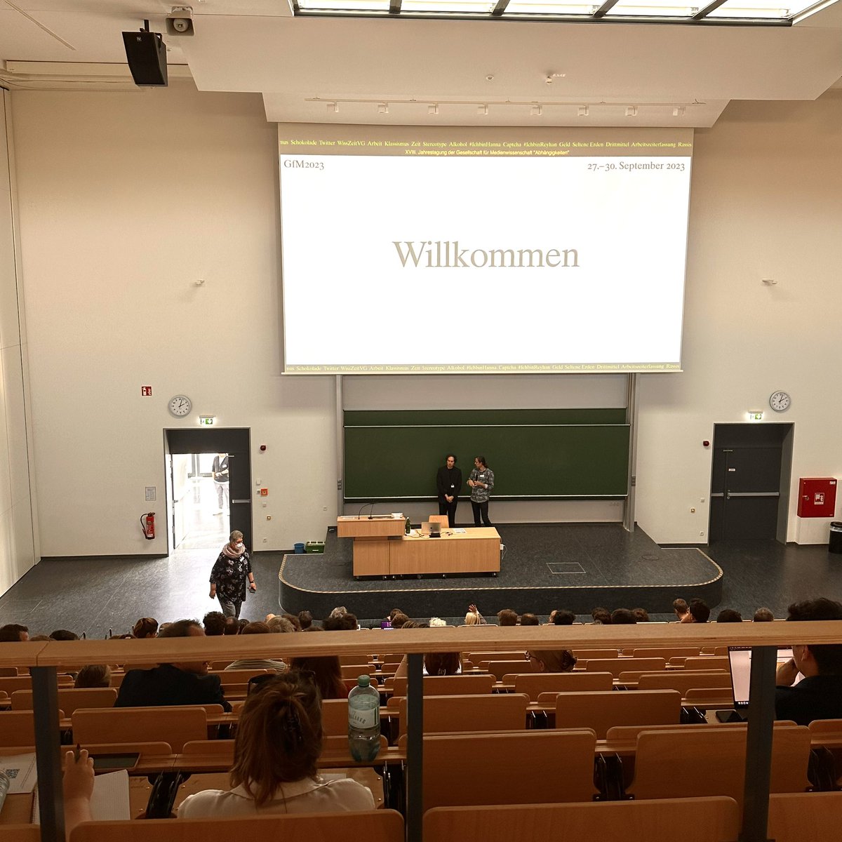 Es geht los mit der Eröffnungsveranstaltung! 🎉

#gfm2023bonn