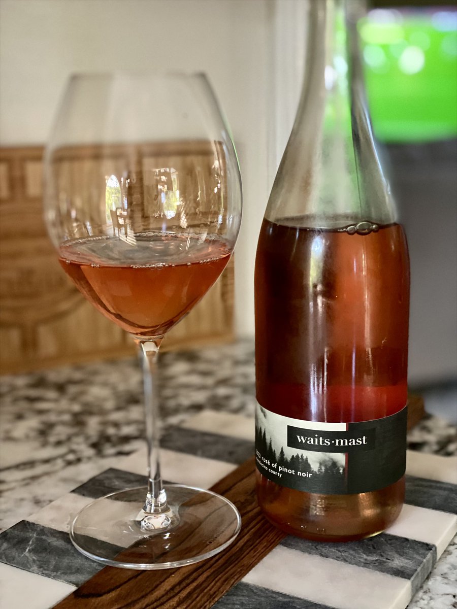What an incredible wine this rosé of Pinot Noir was! Producing 400-500 cases a year,
it is apparent this a passion project and you can taste the love and intention with each sip.
Incredible acidity, luscious summer fruit, minerality. 
#drinkpink #andersonvalley #roseallday