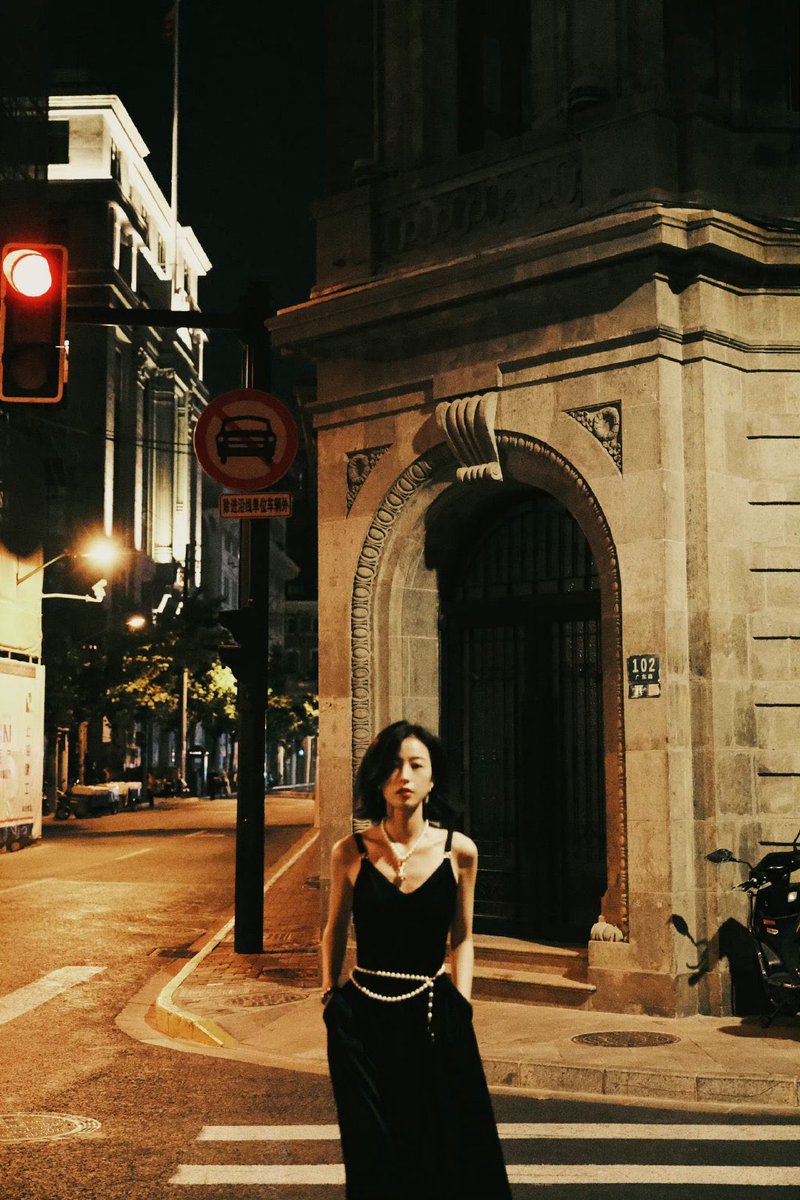 sweetrocca's tweet photo. REASONS WHY ZHOU YUTONG SHOULD ATTEND CHANEL AT PARIS FASHION WEEK https://t.co/oCgMHQPJ7D