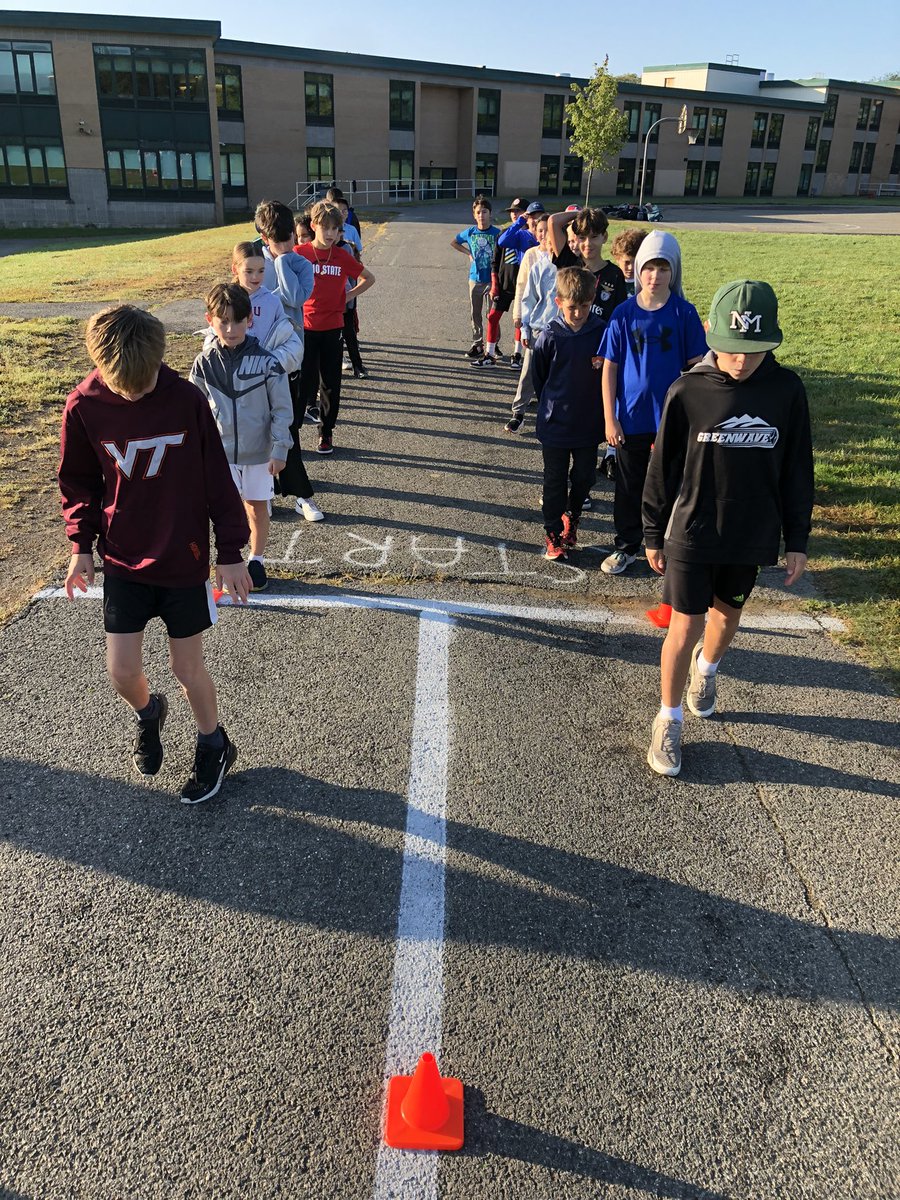 Dynamic stretching to start our day! 💪🏼🏅🏃🏽‍♀️ <a href="/SNIS_CT/">Sarah Noble School</a>