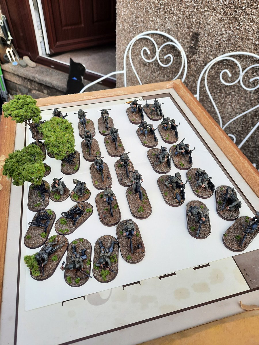 RalphBuick44's tweet photo. @WarlordGames They're finished 🤔🫡 @WarlordGames @WarlordHQ #Truppenfahrrad #boltaction #ww2 #sww #normandy44 #arnhem44 #northgermany https://t.co/JkImGx06Xu