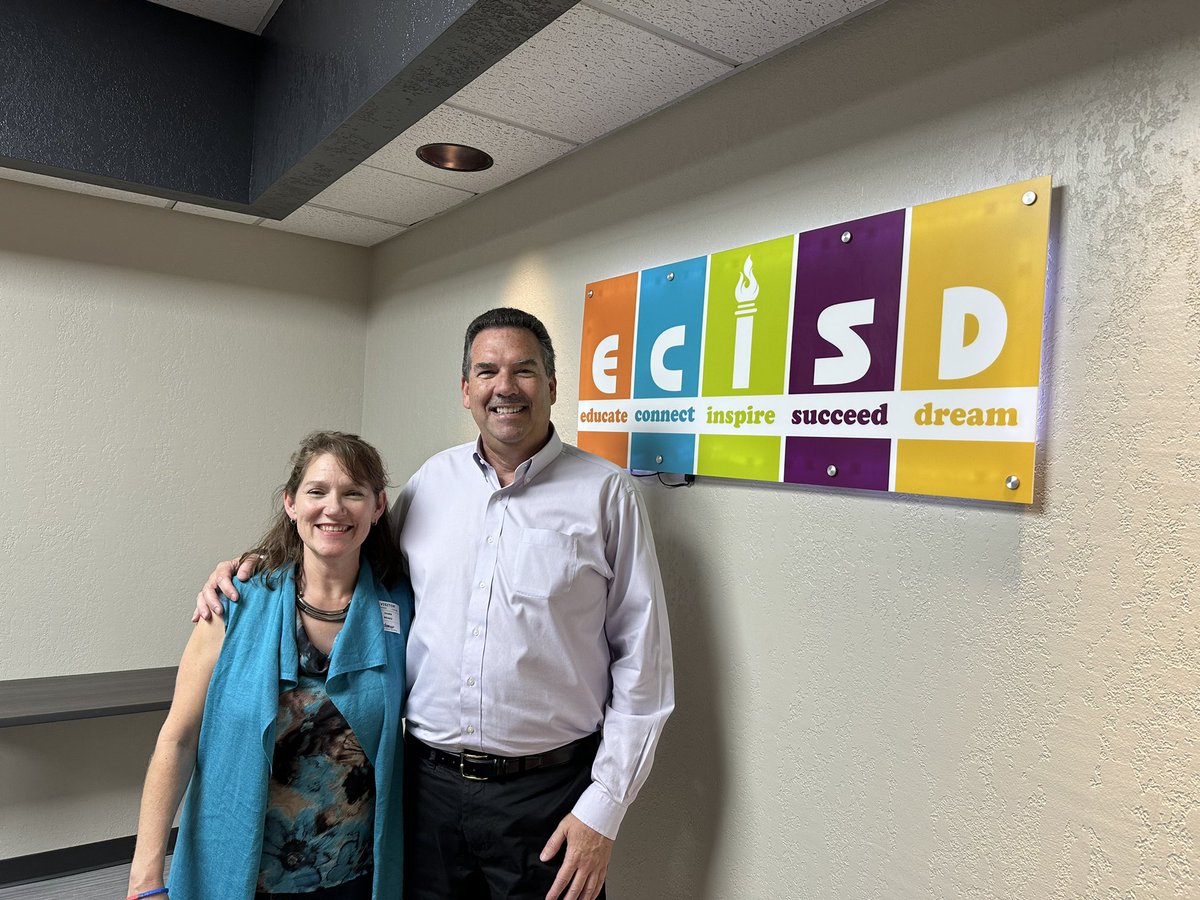 pastors4txkids's tweet image. Faith and education leaders all over Texas are forming close strategic partnerships on behalf of our #txed kids! We got to join a wonderful conversation between Rev @dawndw and Supt @ScottMuri in Odessa yesterday.

Mobilizing pastors to advocate for public schools is key! #txlege