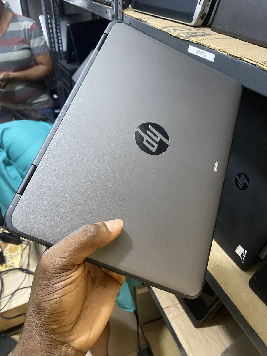 official_fzt1's tweet photo. UK used Hp Probook X360 Convertible 

Processor | intel Core i5 

Ram | 8gb 

7th Gen

Storage | 256gb SSD

Touchscreen

Front &amp; Back Camera 📸 

Strong battery life 🔋 

OS | Win 10 Pro

🏷️ ₦140,000

Interested dm or WhatsApp 07061014751

📍 Lagos 

Delivery is nationwide https://t.co/E7ejXE5XTu
